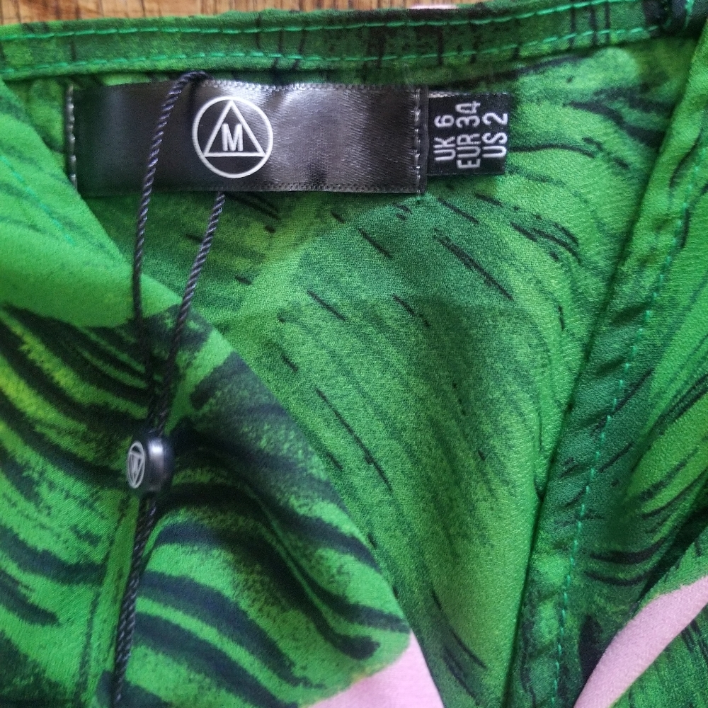 Missguided Tropical Cami Twist Front Dress - Picture 8 of 9